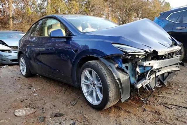 Insurance Companies Are More Willing To Pay Out For New Teslas Than For Repairs